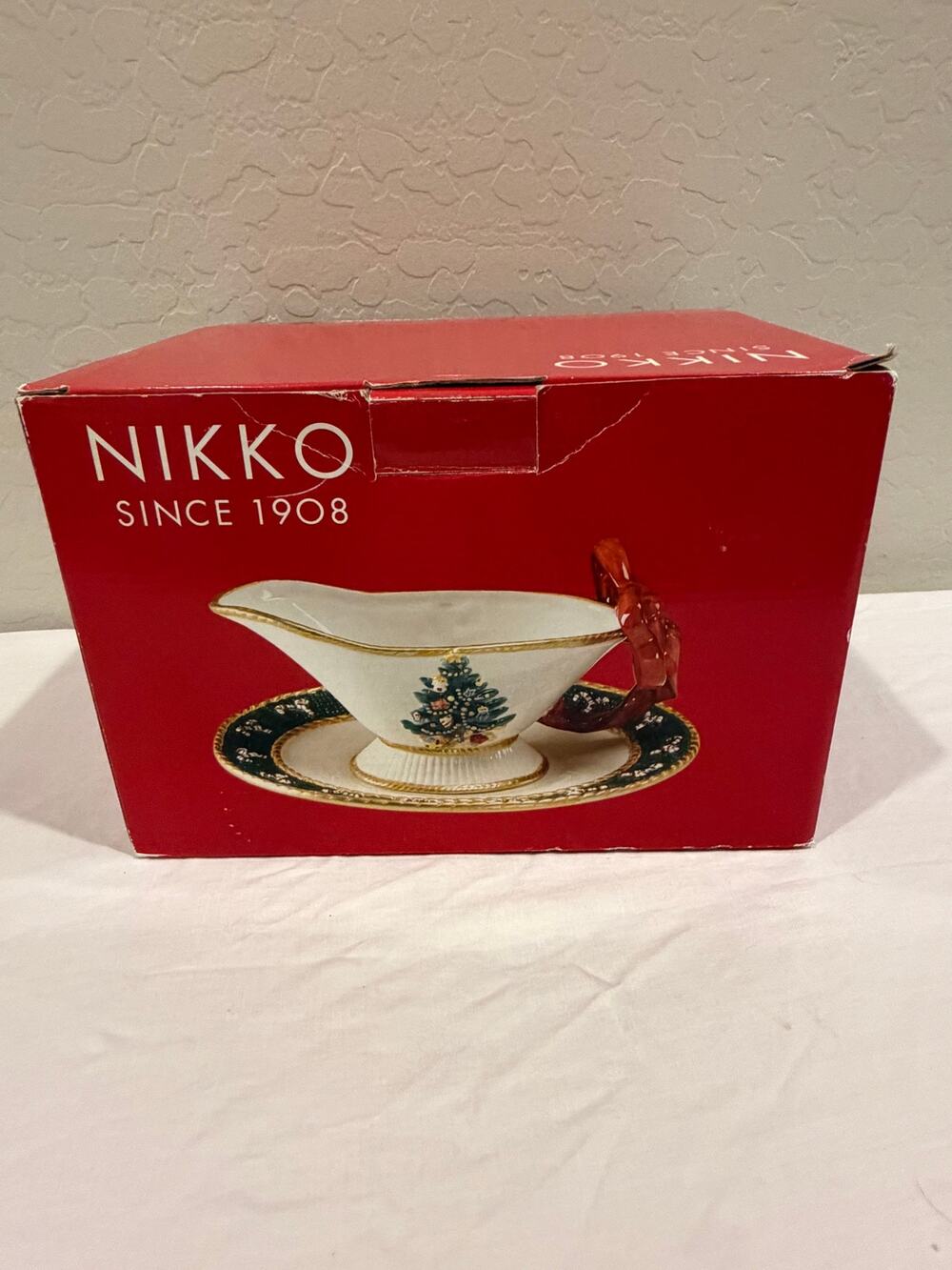 Vintage Nikko Christmas Gravy Boat & Underplate Red Bow and gold trim Japan